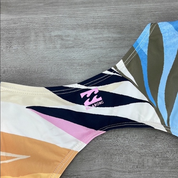 ☀️BILLABONG☀️ LAST RAYS BODYSUIT - Picture 11 of 16